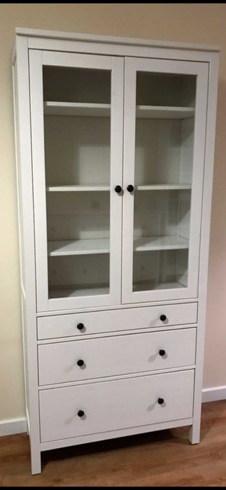 Witryna Hemnes Ikea