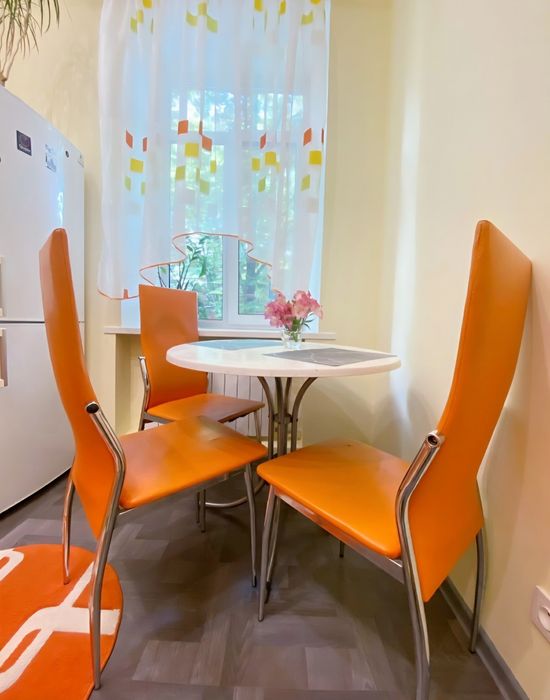 2 -к центр, Мост сити, раздельные комнаты ,Короленко 15,