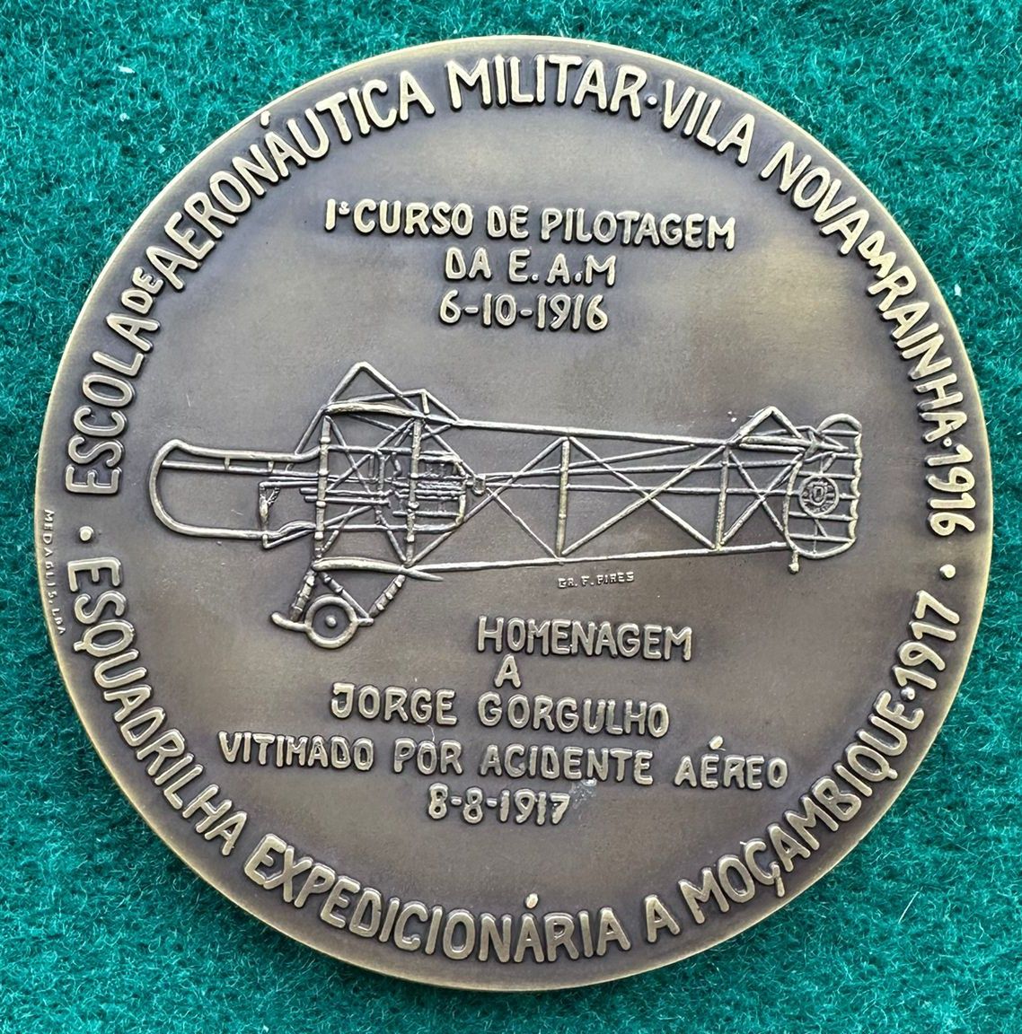 Medalha em bronze força aérea portuguesa