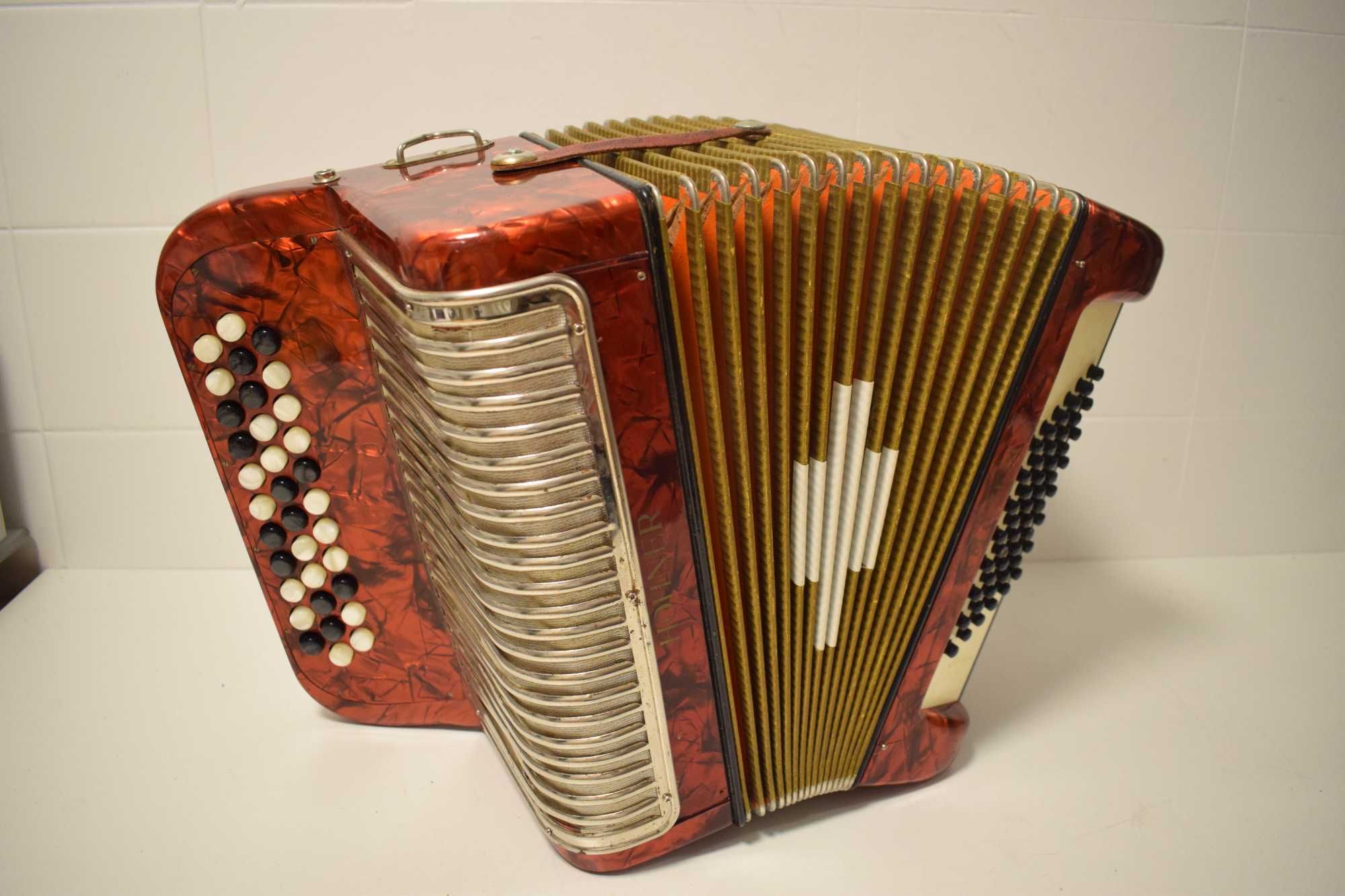 Acordeao Hohner Amati 2 Voz 48 Baixos, N 014