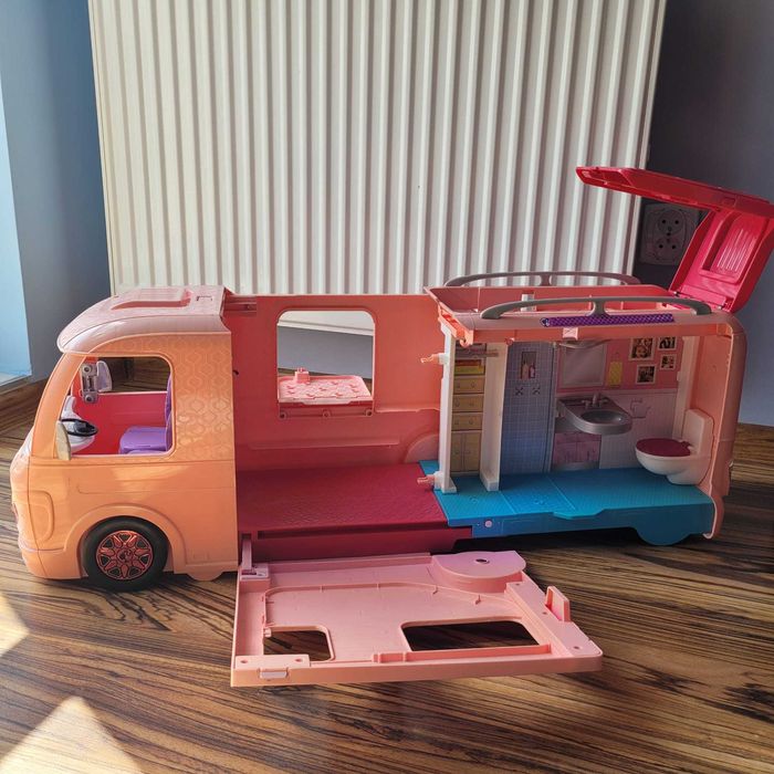 Kamper dla lalki Barbie FBR34