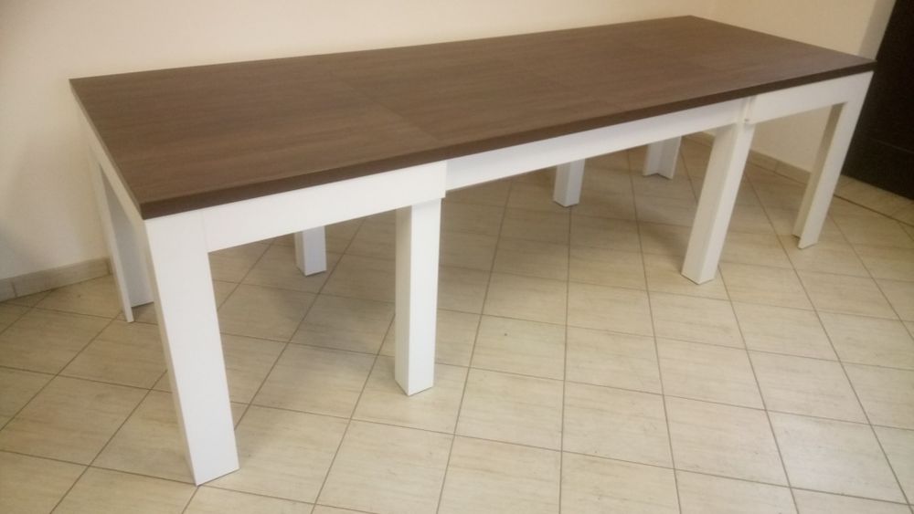 Do odbioru na już,Nowy stół rozkładany, solidny.