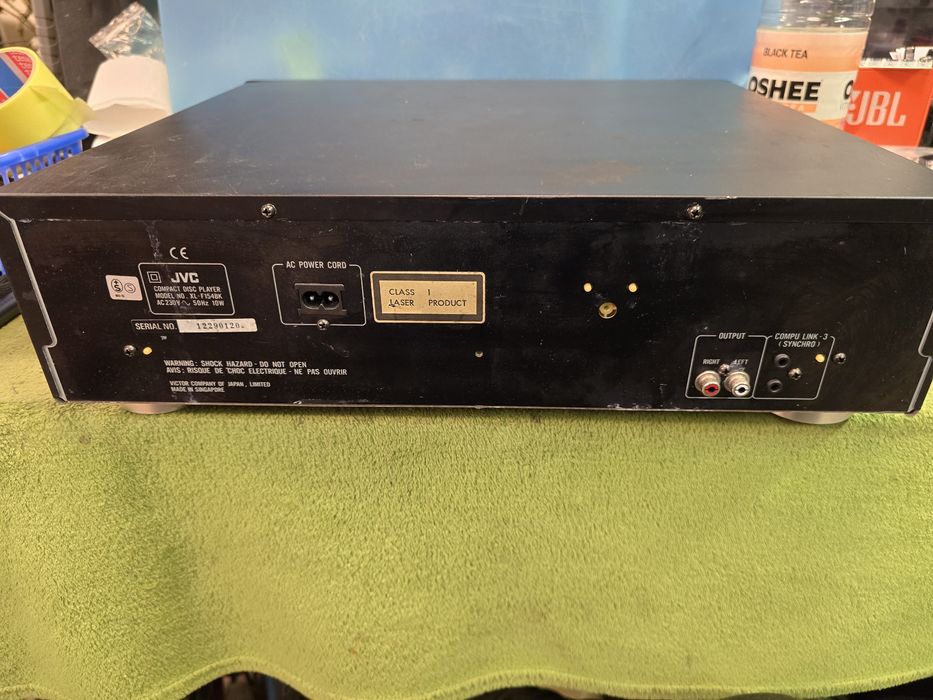 JVC XL-F154 zmieniarka odtwarzacz CD.