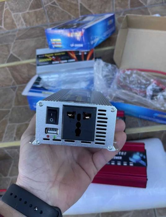 Инвертор 12/220 v 2000w Перетворювач напруги Інвертор