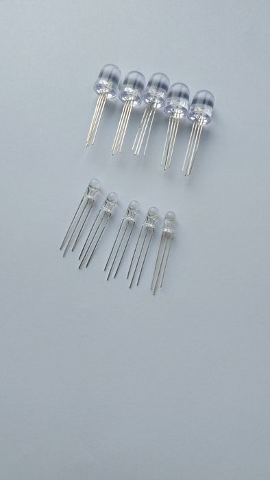 LED матрица TME KWM 50882ASB. Двухцветные и трехцветный светодиод.