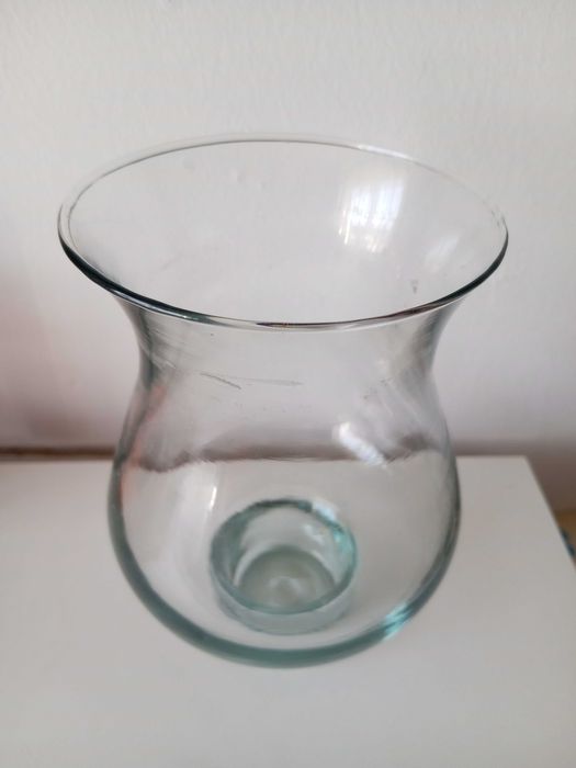 Jarra/vaso com pedestal em vidro, 428g, 16.5m