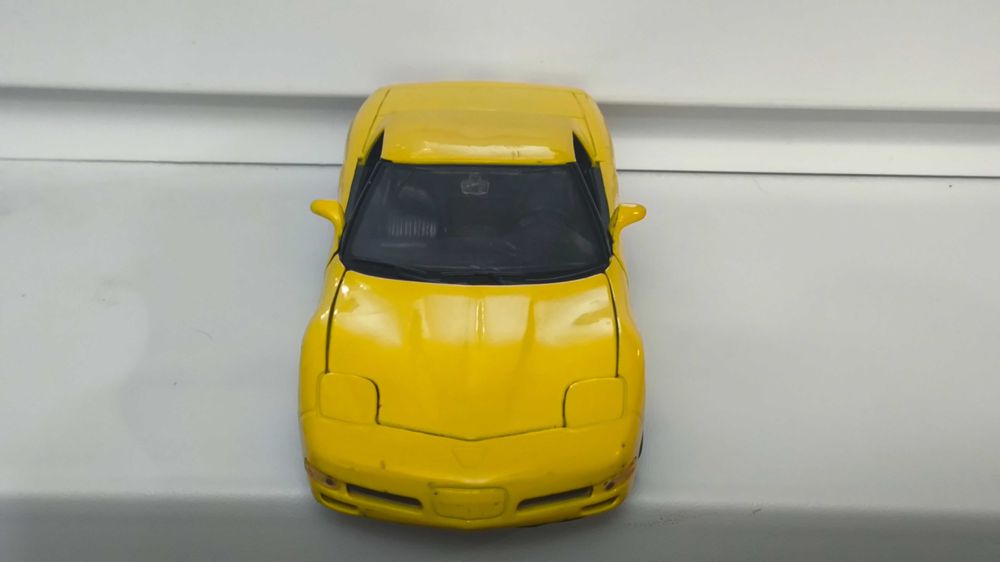Модель, машинка Chevrolet Corvette 2002 1.24 Maisto Thailand