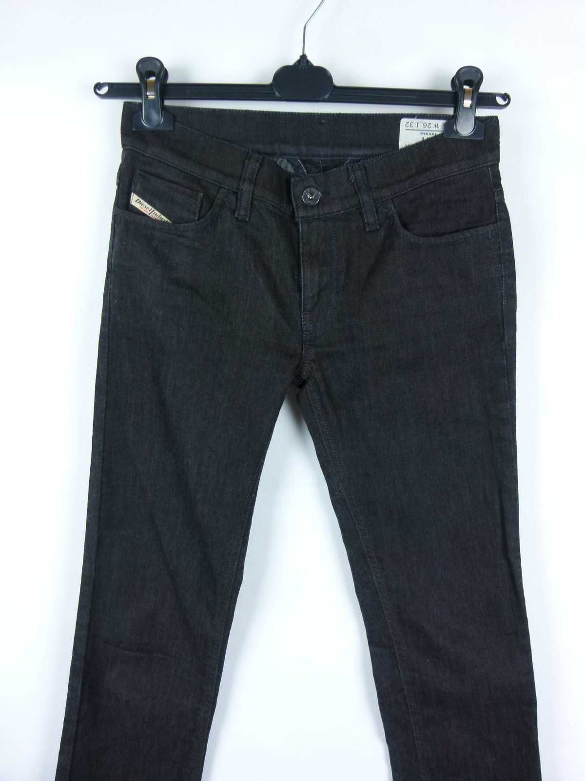 Diesel Liv spodnie jeans W26 / L32