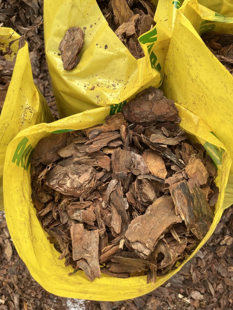 kora sosnowa , ziemia ogrodowa ,torf, keramzyt, bigos, piasek ,obornik