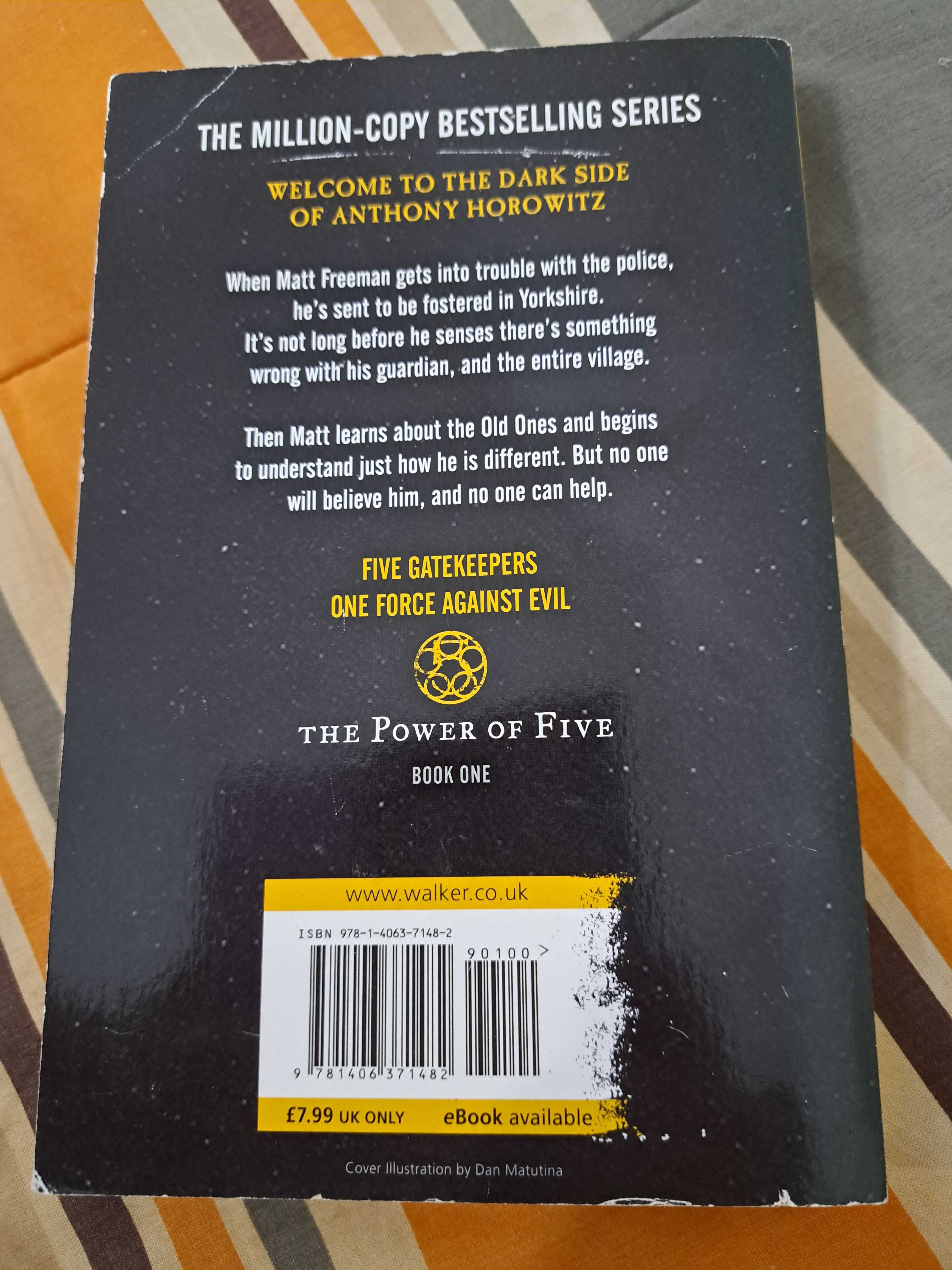 The Power of Five: Raven's Gate Book 1