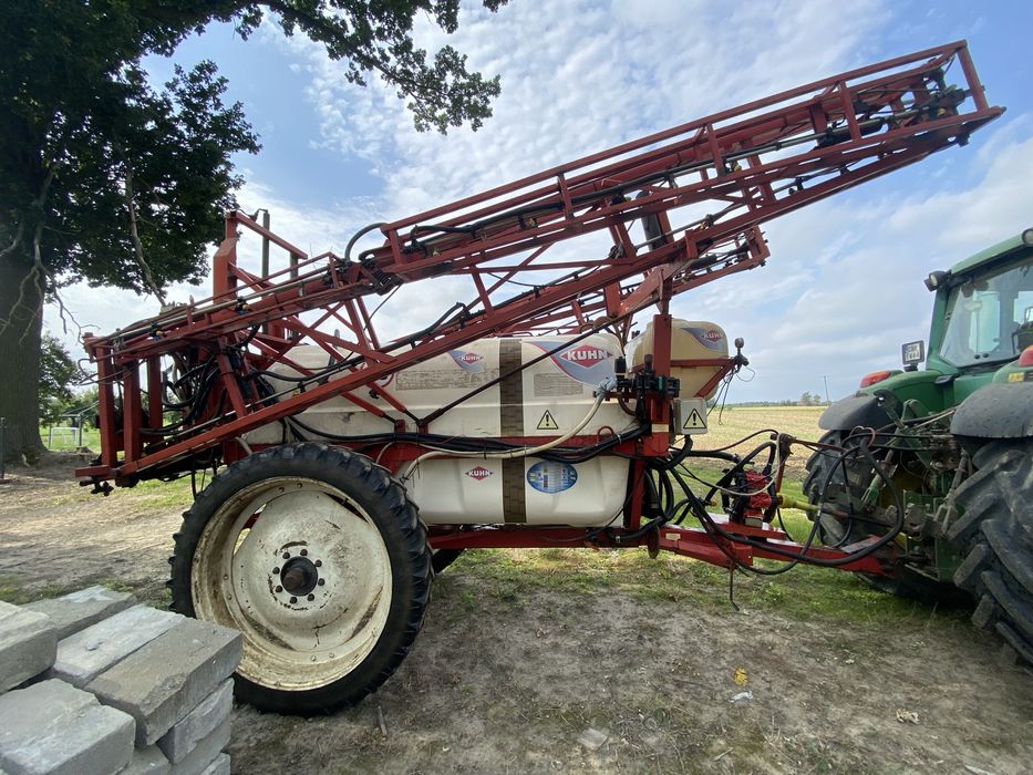 Opryskiwacz Kuhn 3000L 21m