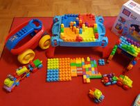 MEGA Zestaw Mega Blocks stolik pociąg zbieracz