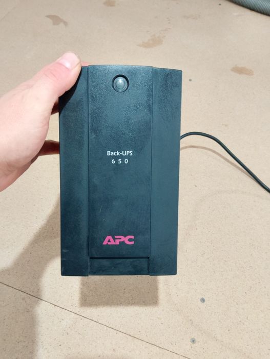 Безперебійник,упс