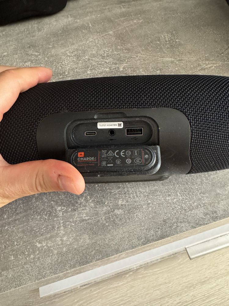 Jbl charge 4  original