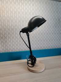 Lampa stołowa z żarówką ze sklepu Action