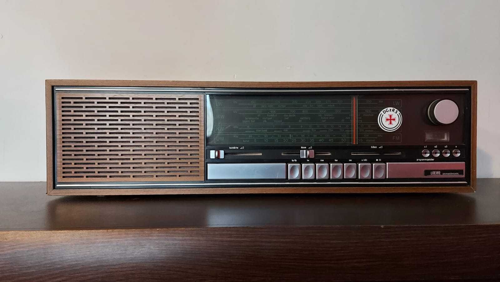 Radio Loewe-Opta R 144