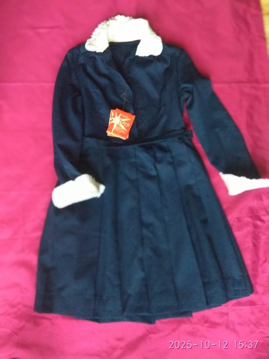 Нове шкільне плаття, сукня