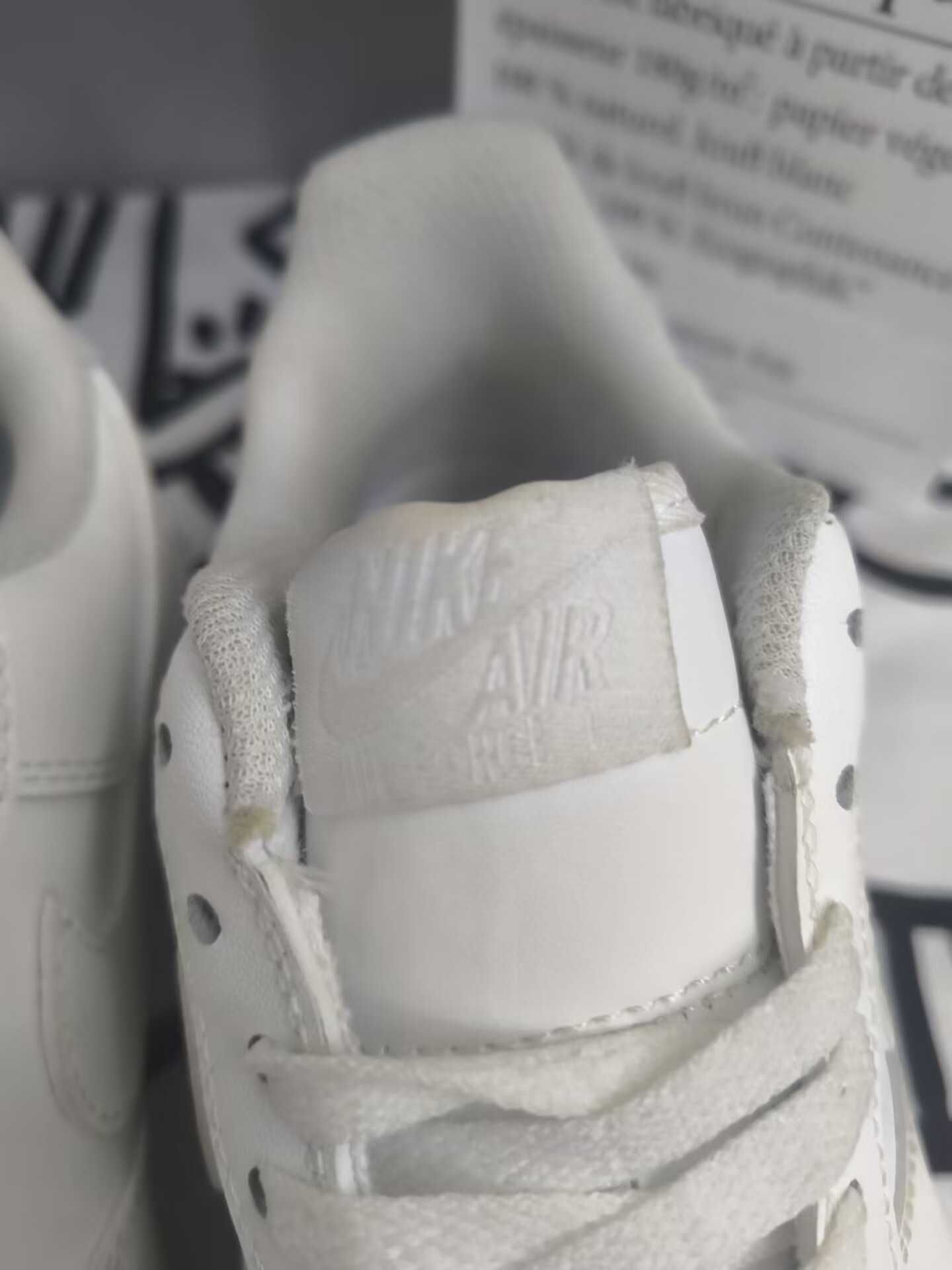 Męskie białe trampki Nike, rozmiar 44