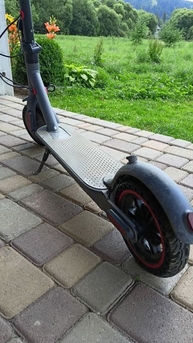 Електросамокат без батареї