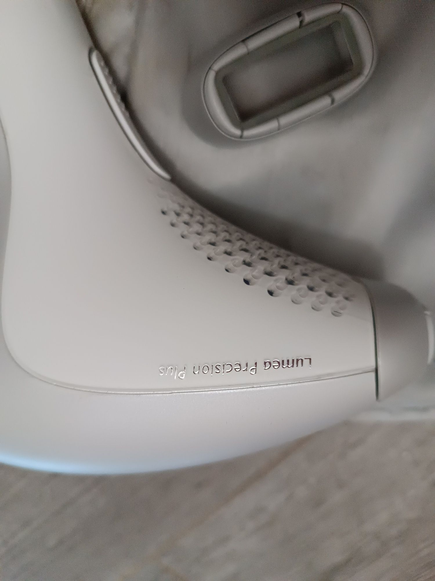 Depilator laserowy Philips Lumea Precision Plus