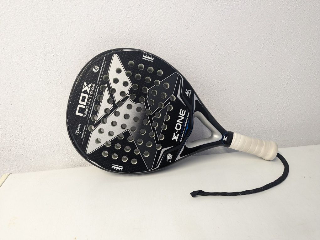 Vendo raquete de padel NOX One