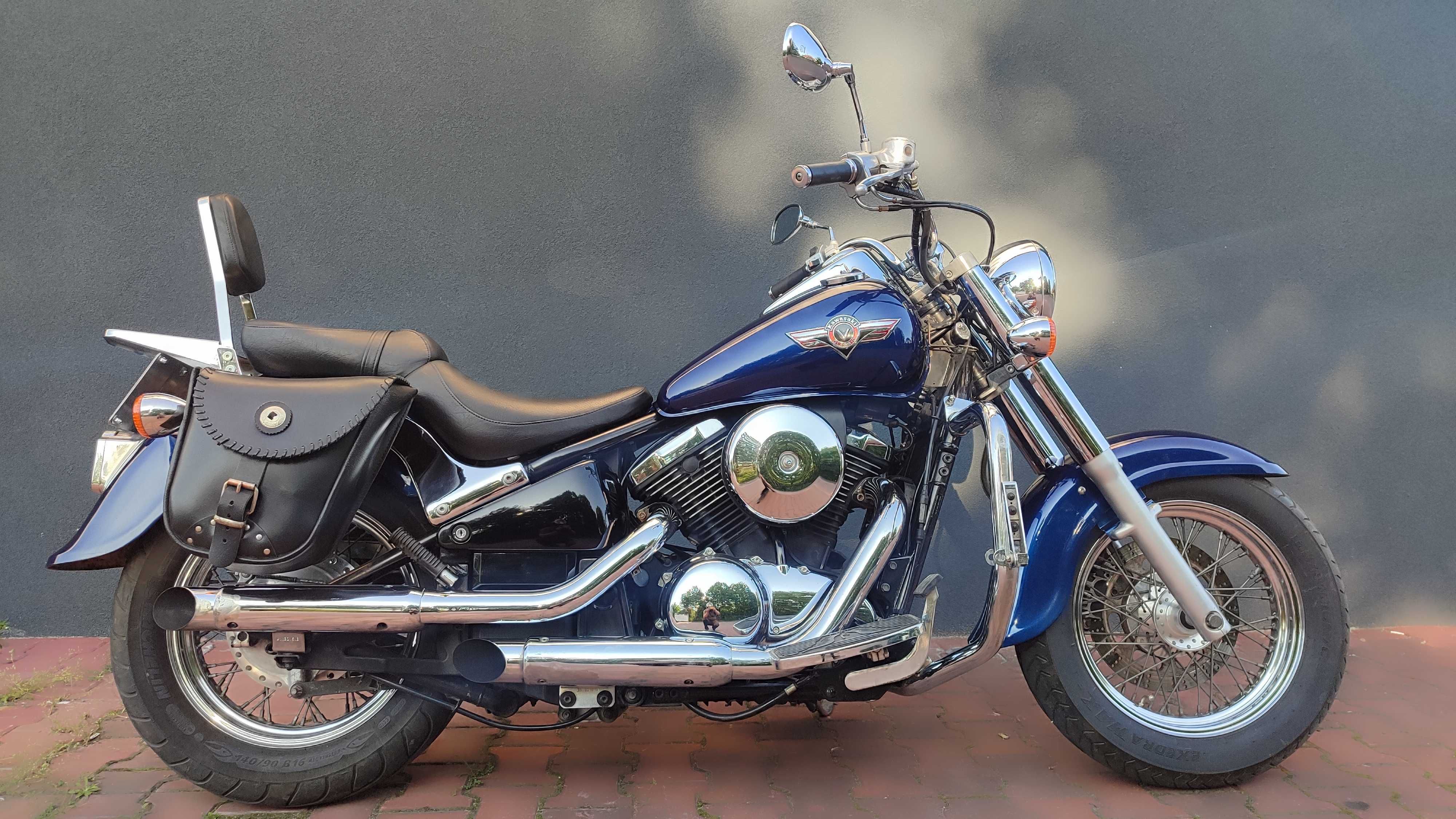 Kawasaki Vulcan Vn 800 classic.