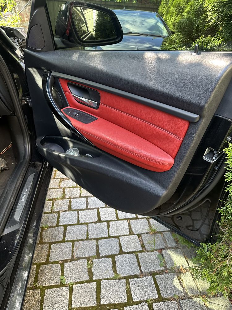 Салон сидения на БМВ Ф30 BMW F30
