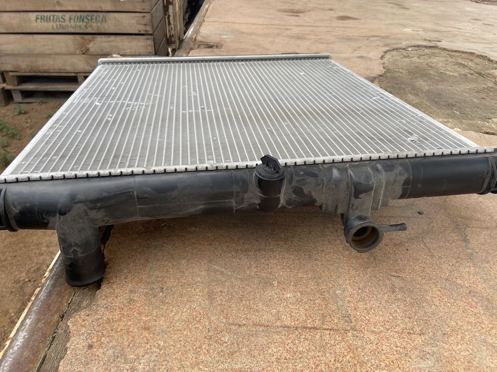 Radiador isuzu NQR 4.8