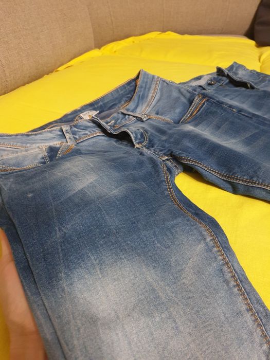 Spodnie Jeansy M 26