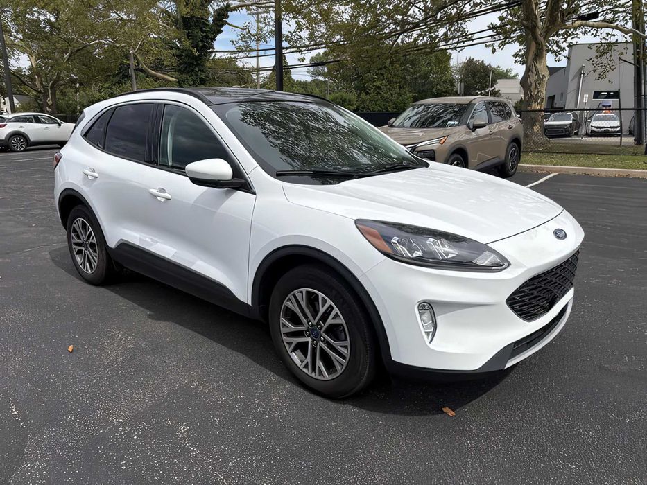 Ford Escape      2022