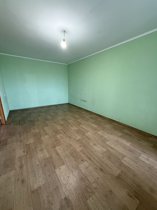 Однокімнатна, 6 поверх