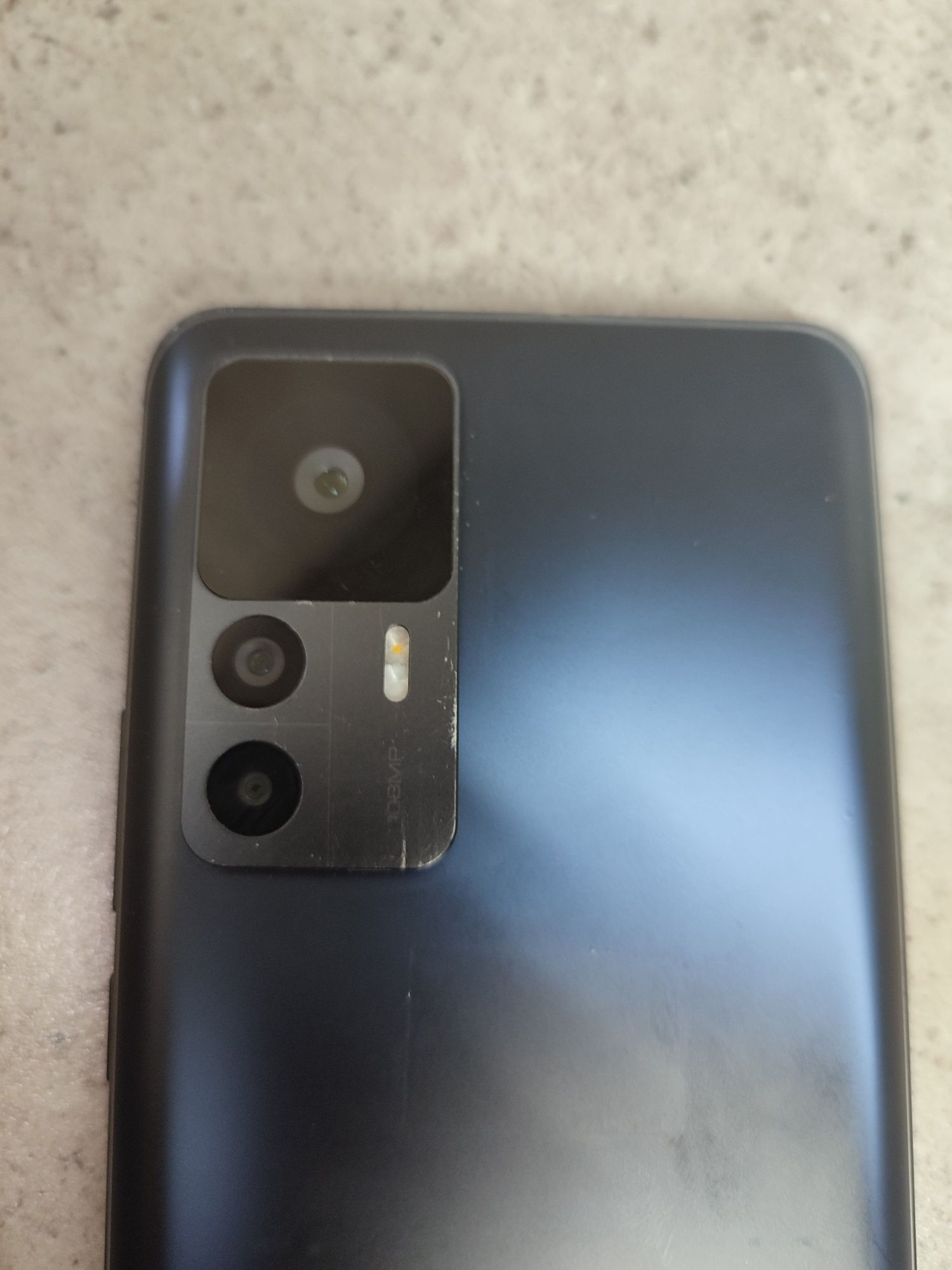 Телефон  Xiaomi 12T