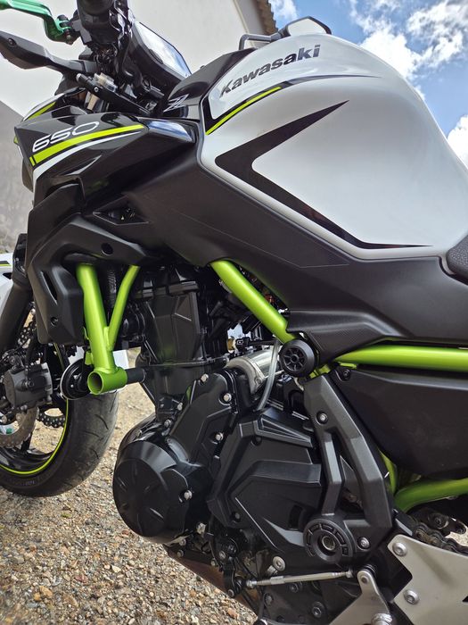 Kawasaki Z650 - Excente estado