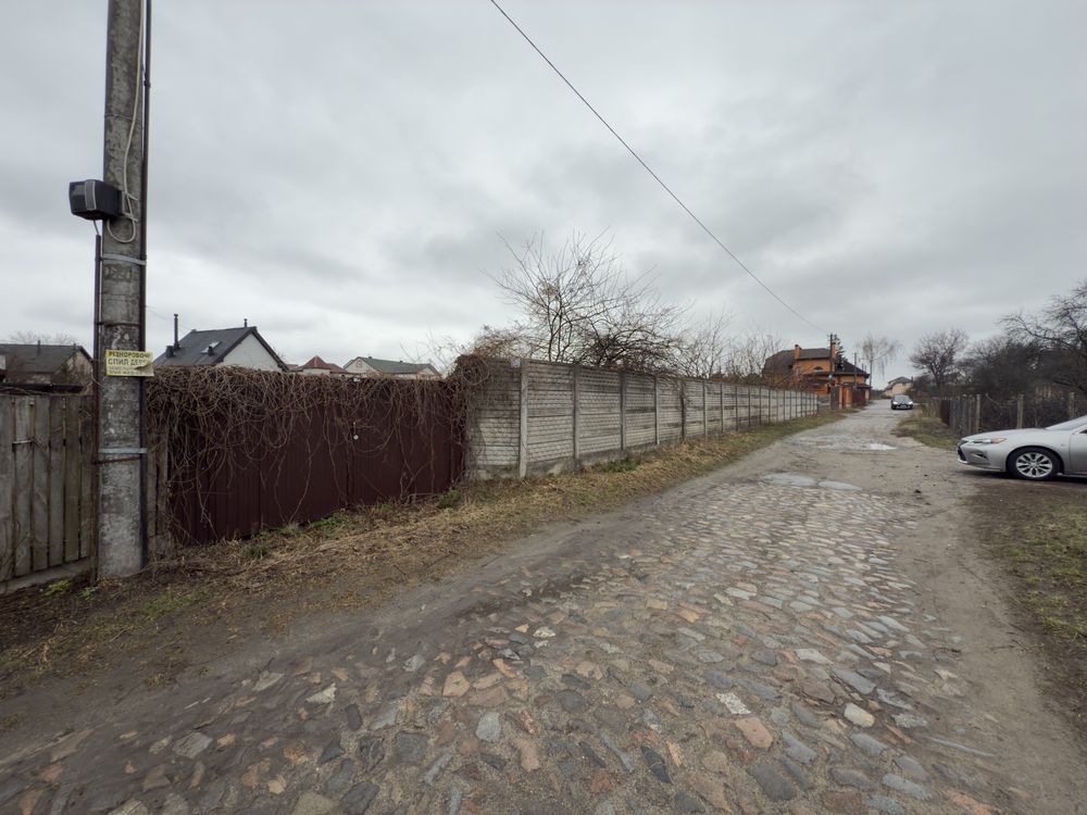 Продаж великої ділянки 18 соток з будинком Берківці Стеценка