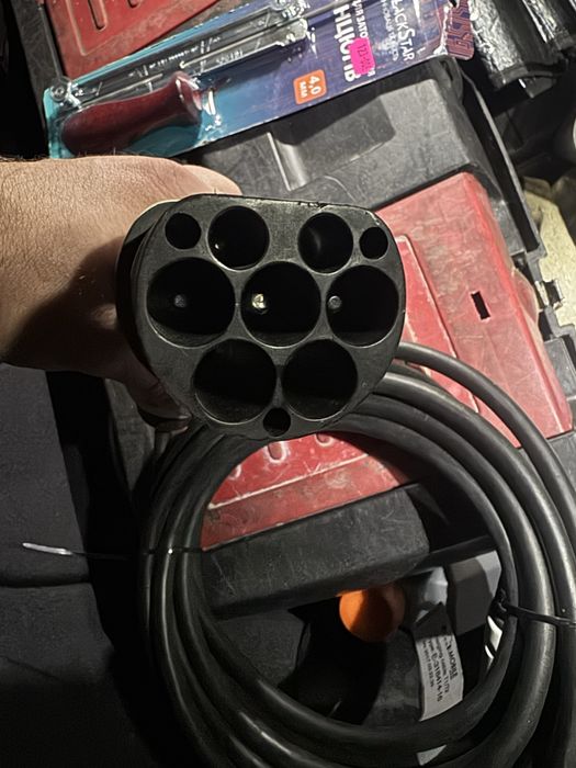 Кабель зарядки для електромобів з розємами Type 2 та GB/T