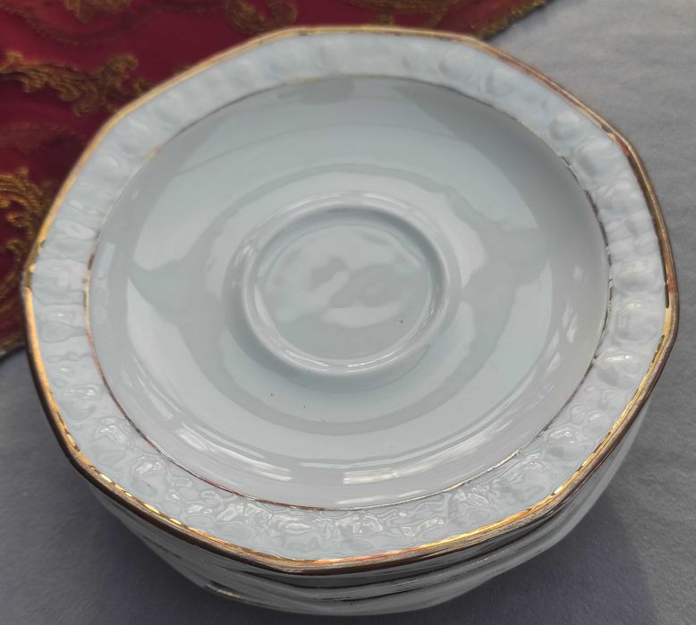 Talerzyki deserowe lub pod filiżanki, model Winterling, 12 sztuk