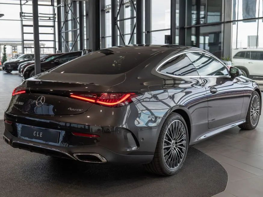 Mercedes-Benz CLE 300 4Matic, Advanced Plus, Panorama, Head-UP