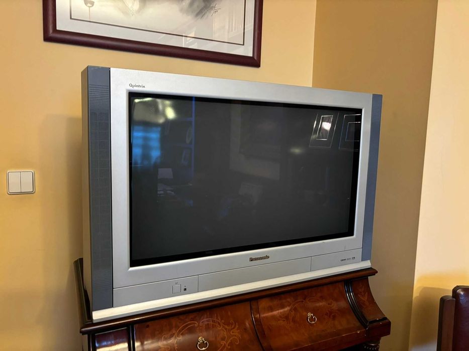 Televisão Panasonic Quintrix