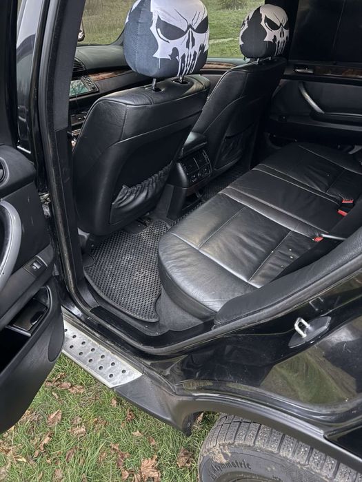 Продам bmw x5 e53