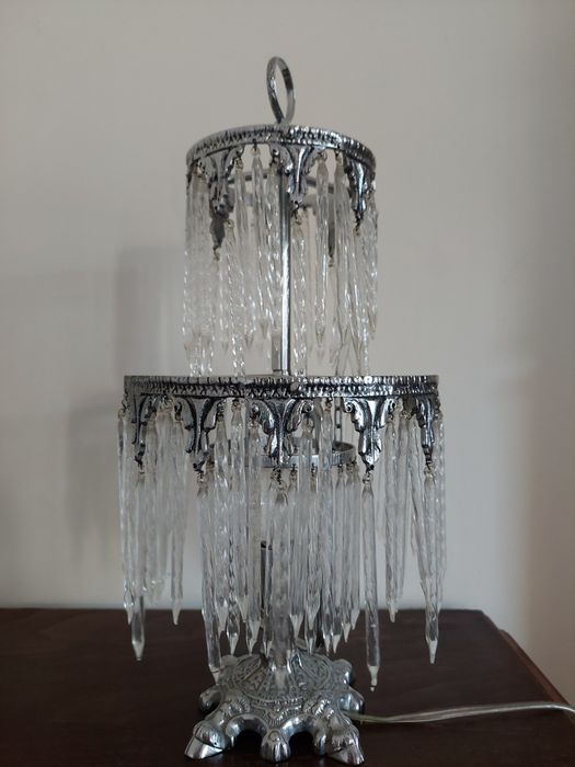 Candeeiro lustre de mesa.