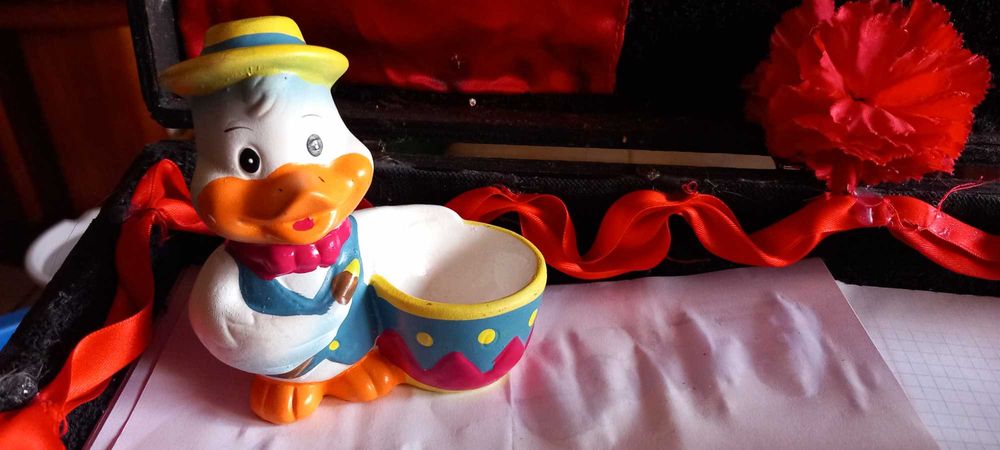 Suporte de ovos raro