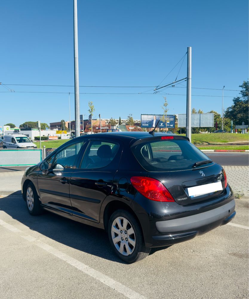 Peugeot 207 70 Mil KMs Gasolina