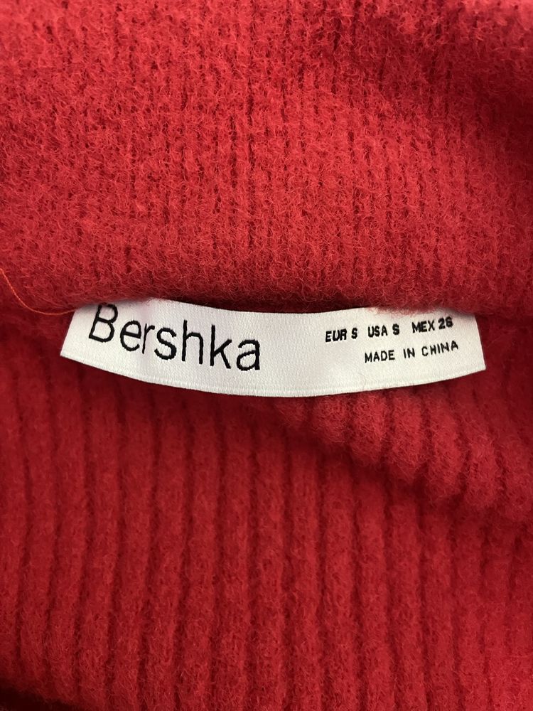 Укороченый свитер Bershka