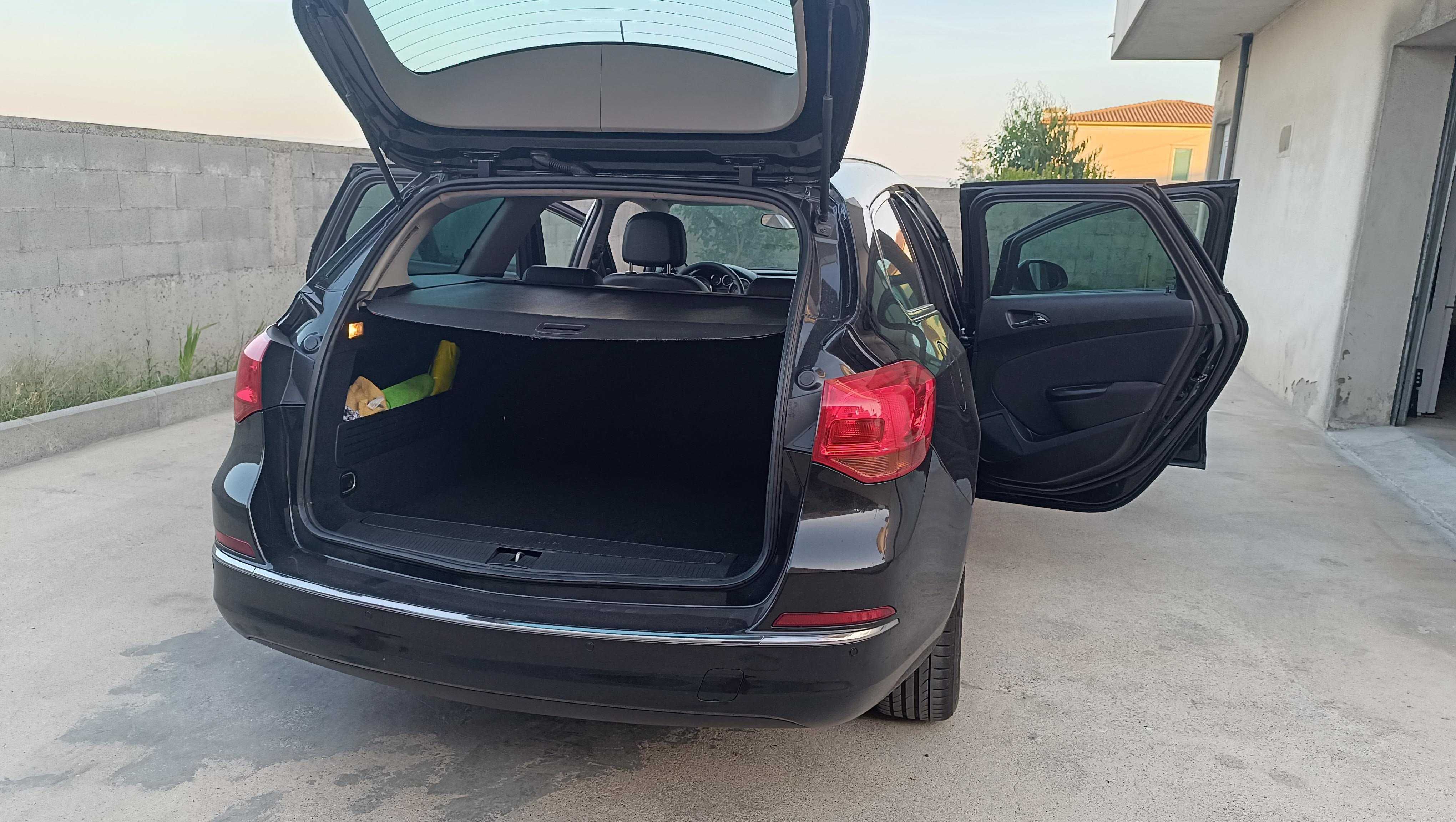 Astra J Sport Tourer 1.6 136cv