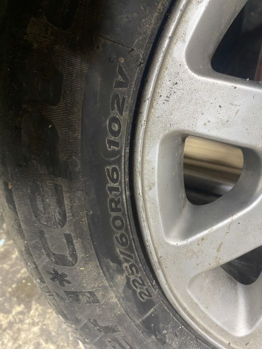 Диск бмв з резиною R16 60 стиль докатка