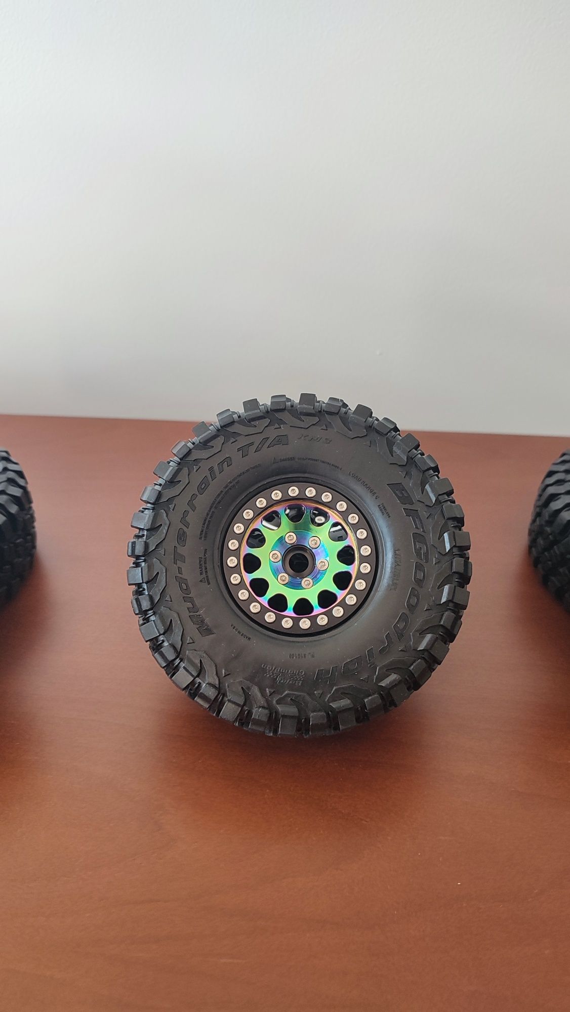 Jantes RC crawler/ scale com pneus