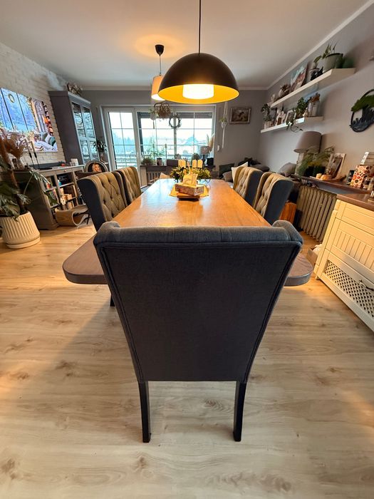 Komplet 6 krzeseł tapicerowanych – solidne, wygodne, jedno uszkodzone