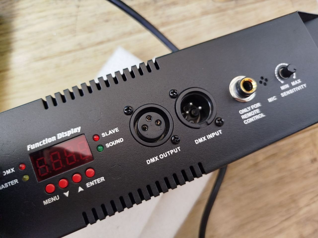 Световой прибор ADG COLOR burst 8 DMX