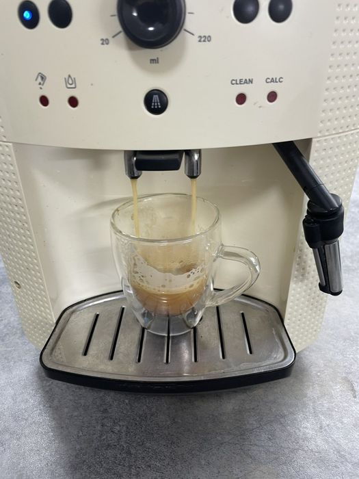 Кавомашина Krups FPb14500P еспресо/лунго, професійно відновлена