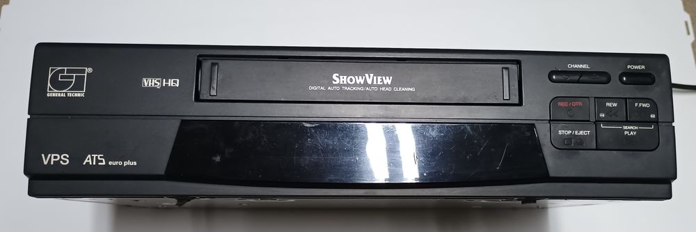Magnetowid VHS, używany